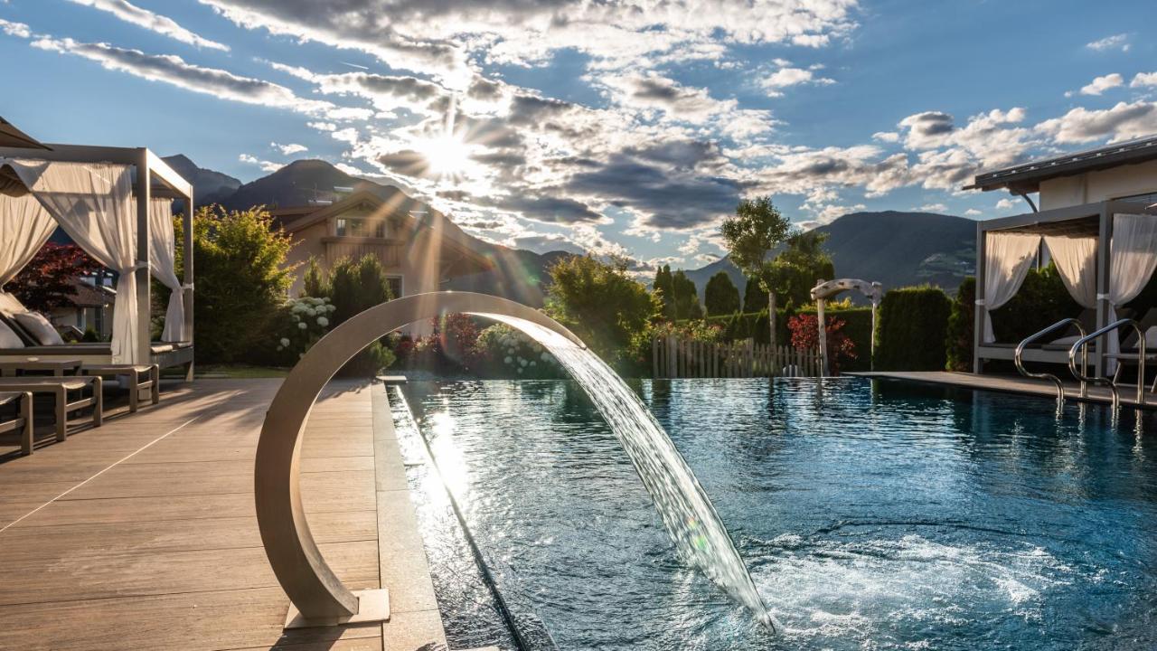 Hotel Sun Natz-Schabs エクステリア 写真