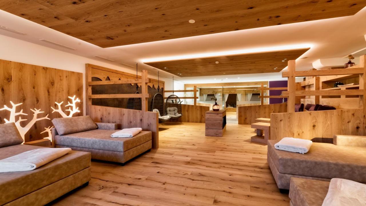Hotel Sun Natz-Schabs エクステリア 写真
